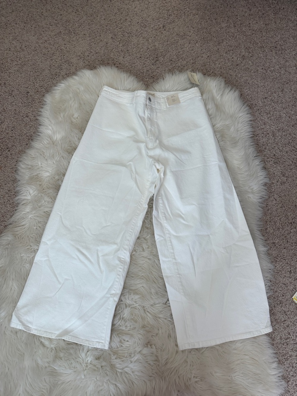 NWT Universal Thread sailor White Wide-Leg High-Rise Jeans
